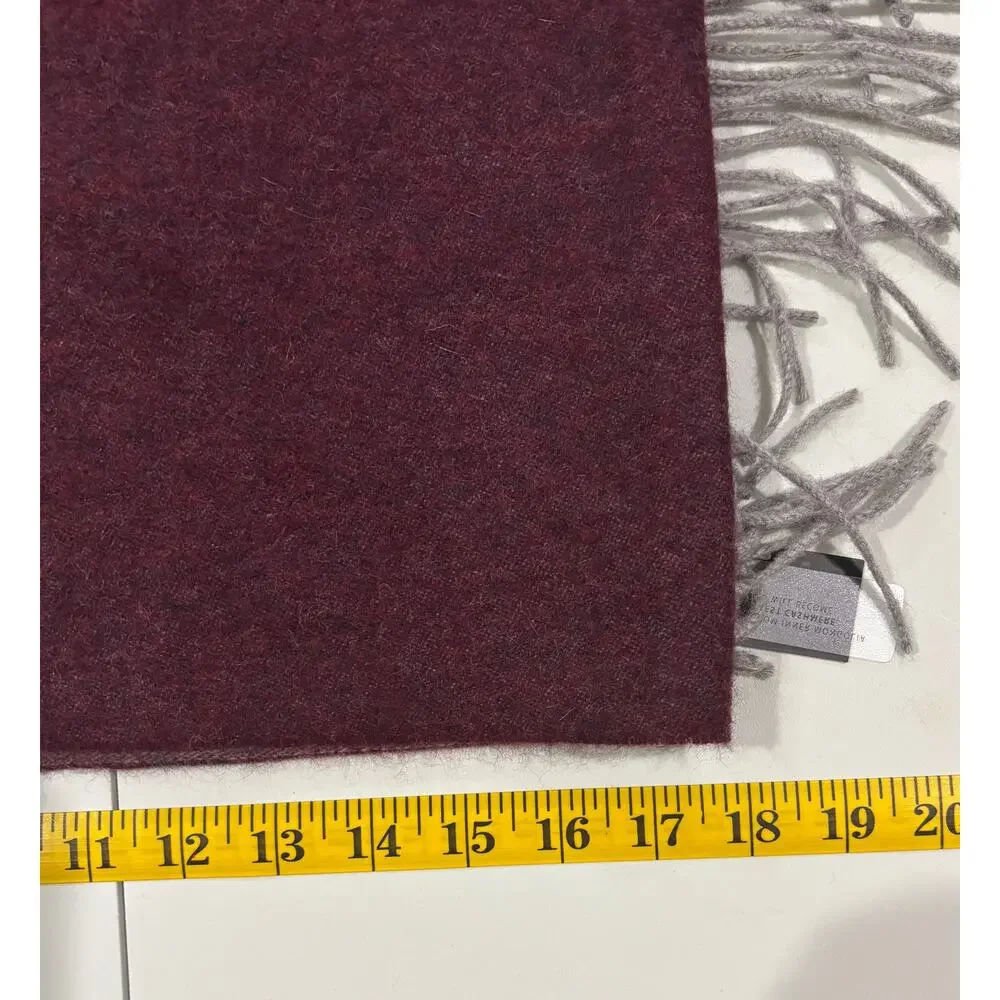 15-97(1) QI NWT 100% Cashmere Fringe Scarf Maroon 36